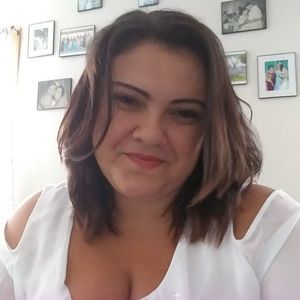 Meet your Posher, Ana